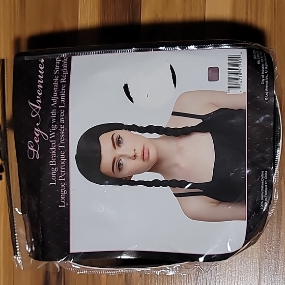 New Wednesday wig - Picture 1 of 6